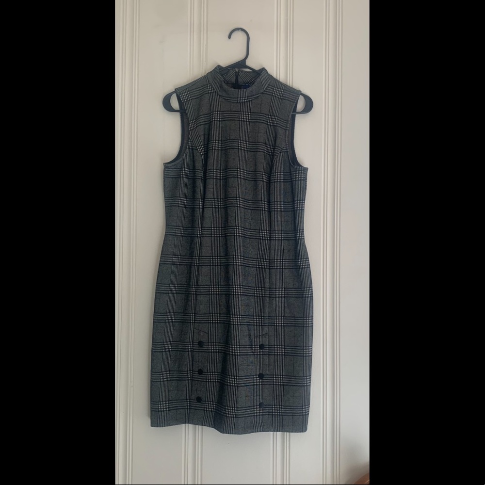 Gray Sleeveless Dress Size M With Pockets